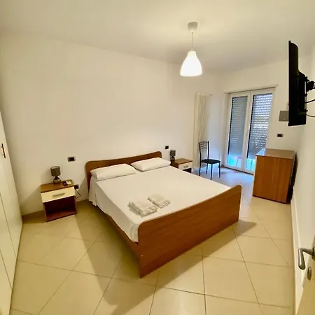 Apartament 4/5 Persone. Roseto Degli Abruzzi